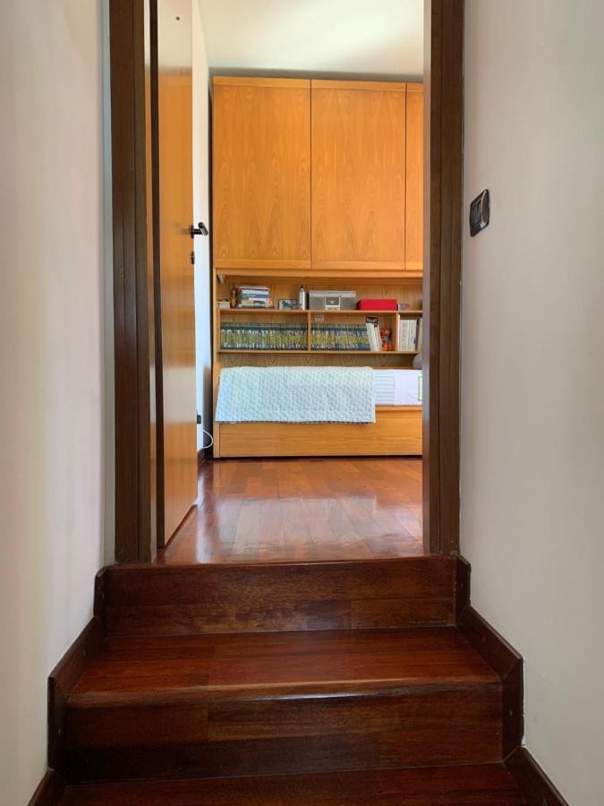 Near Como, Charming Apartment With Fireplace Grandate Dış mekan fotoğraf